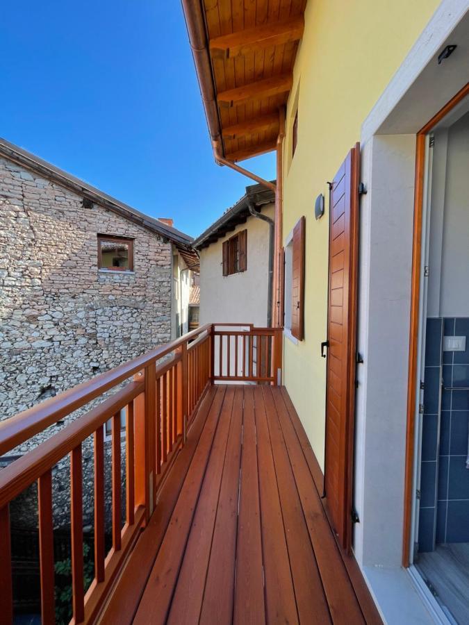 Appartamenti Le Tre Rose Torbole Sul Garda Exteriör bild
